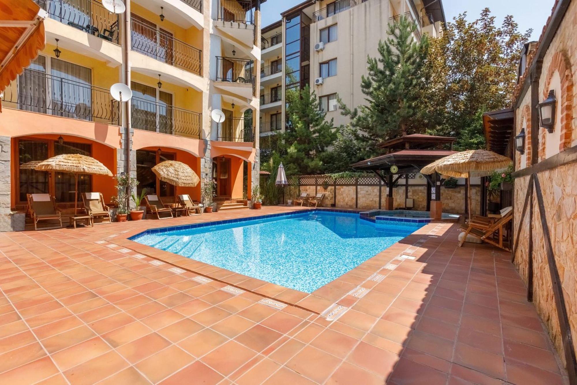Casa Del Mar Apartments Sunny Beach Exterior photo